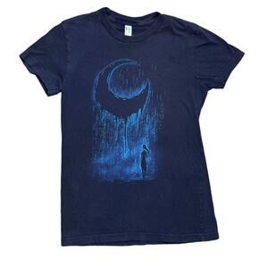 Blue moon rain and woman graphic tee size medium